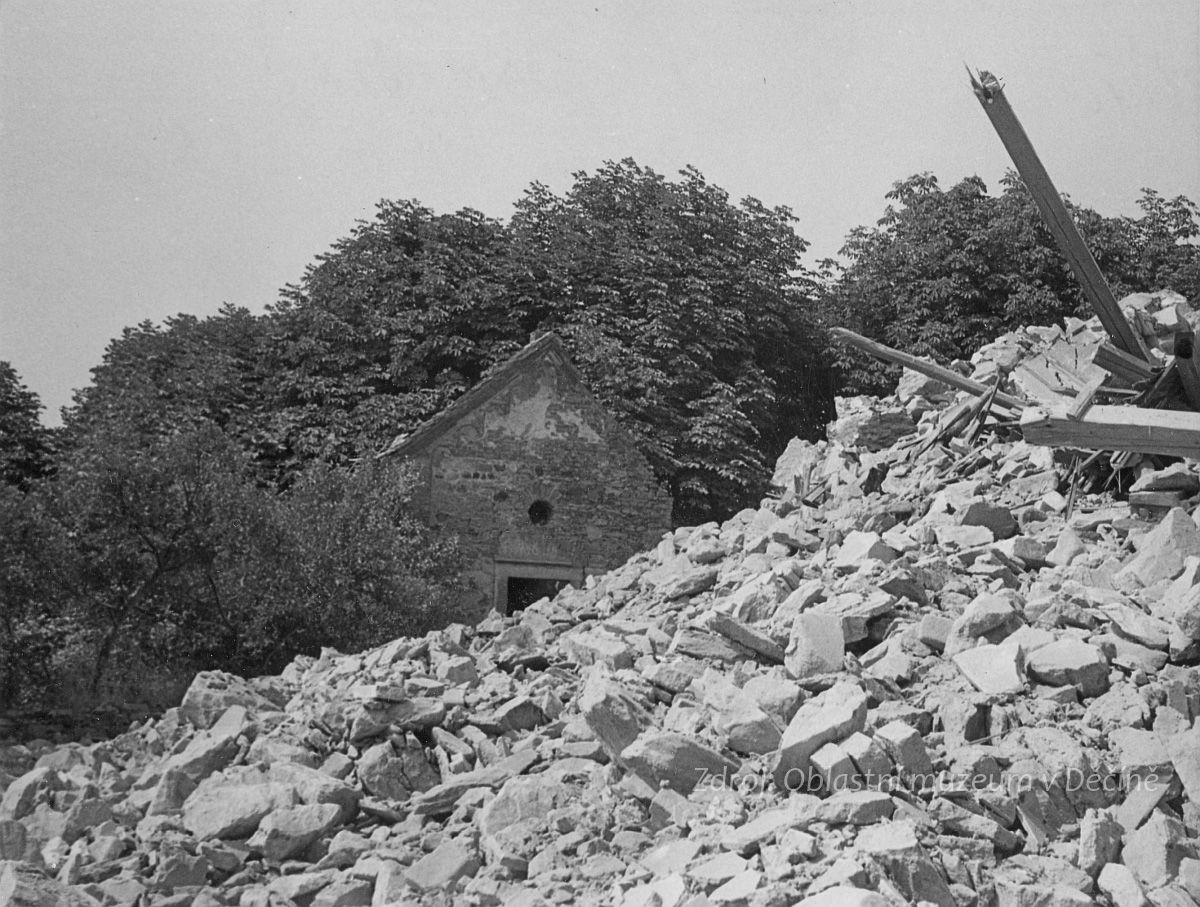 Valkeřice, farní kostel sv. Barbory